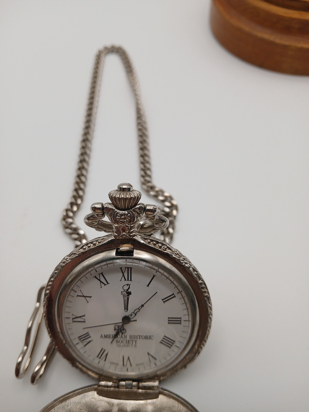 American Historic Society Quartz Pocket Watch Walking Liberty Half Dollar Style - Picture 3 of 6